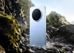 Vivo Y600 Pro üç renkte mevcuttur: mavi, mor ve beyaz.