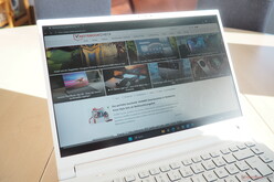 Gün ışığında açık havada izleme