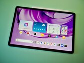 Lenovo Yoga Tab Gen 2, özellikle pil ömrü konusunda büyük ilerleme kaydetti.