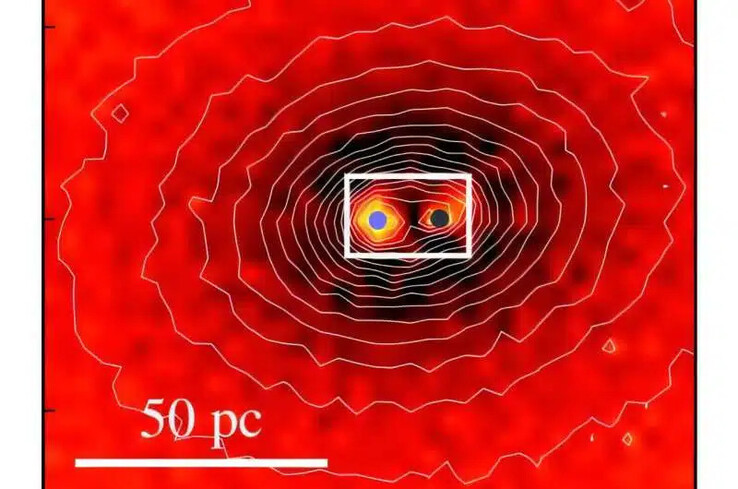 NGC 4486B'deki çift çekirdeği gösteren bir görüntü.