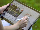 Samsung Galaxy Tab S10 FE+ incelemede