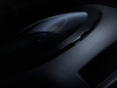 DJI Avata 360'ın kamera muhafazasının yakın çekimi.