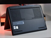 Lenovo Legion 5 15AGP11'in alt kısmı.