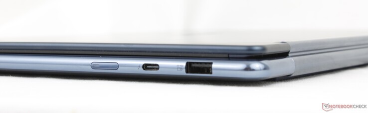 Sağ: Güç düğmesi, DisplayPort 2.1 + Power Delivery 3.0 destekli USB-C (40 Gbps) Thunderbolt 4, USB-A 3.2 Gen. 2 (10 Gbps)