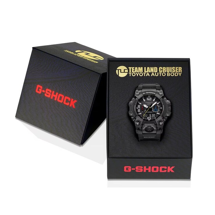 Casio'nun G-Shock x Team Land Cruiser Toyota Auto Body GWG-B1000TLC-1A saati