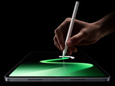 Pad 9, stylus ve klavye desteği sunar. Resimde: Focus Stylus Pro 12 ile birlikte gösterilen tablet.