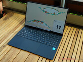 Samsung'dan lüks Chromebook incelemede