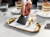 Samsung, yeni Galaxy Card'ını tanıttı.