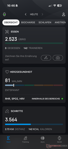 Diğer şeylerin yanı sıra, kalori tüketimi ve adımlar izlenir