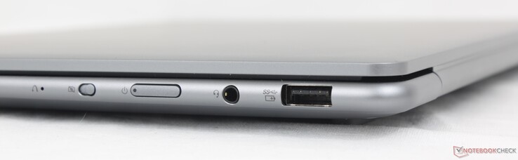 Sağ tarafta: Lenovo sıfırlama düğmesi, Kamera cadı öldürür, Güç düğmesi, 3,5 mm kulaklık, USB-A (5 Gbps)