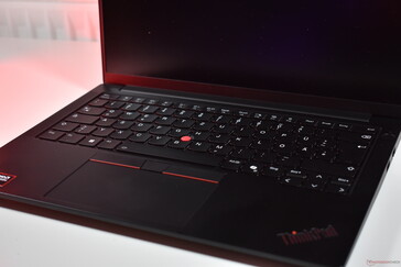 Lenovo ThinkPad E14 Gen 7: Klavye