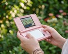Anbernic RG DS Plus, Nintendo DS oyunlarını oynama deneyimini iyileştirmeyi amaçlamaktadır.