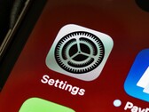 iPhone ekranındaki Ayarlar uygulaması simgesinin yakın çekimi