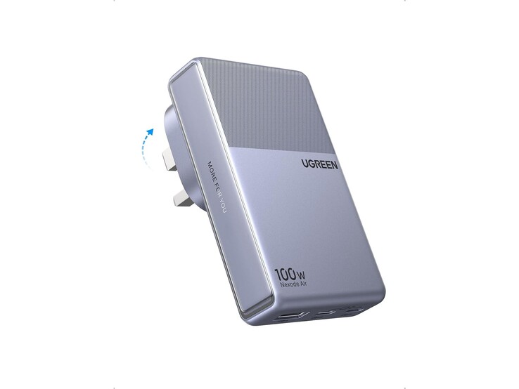 Ugreen Nexode Air Slim 100W, katlanabilir İngiltere tipi fişlere sahiptir