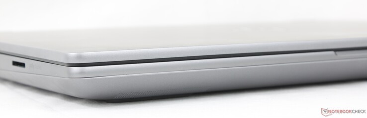 Ön taraf: Bağlantı noktası yok