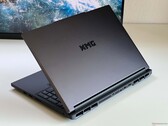 RTX 5070 Ti Dizüstü Bilgisayar ve 128 GB'a kadar RAM bir oyun/iş istasyonu hibritinin içinde - XMG Pro 16 (E25) dizüstü bilgisayar incelemesi