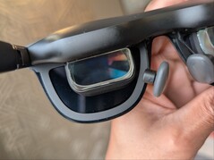 Xreal One Pro mikro-OLED lensler