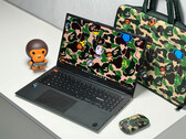 Asus VivoBook S15 OLES BAPE Edition incelemesi