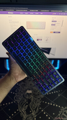 Akko Air 01’in RGB ışıkları