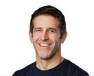 John Ternus, Tim Cook'un 15 yıllık görev süresinin ardından Apple'ın yeni CEO'su oldu.