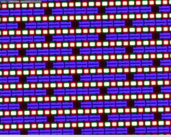 Şeffaf OLED alt pikselleri