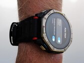 Amazfit T-Rex Dual Solar, ön ve arka yüzünde güneş hücrelerine yer veriyor.