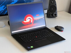 Lenovo ThinkPad P1 G6 inceleniyor. Test cihazı tarafından sağlanmıştır: