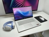 HP OmniBook 3 17 incelemede