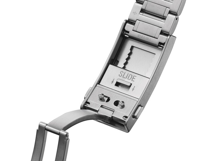 Güncellenmiş toka, 2 mm'lik artışlarla 16 mm'ye kadar kolay ayarlama imkanı sunar 