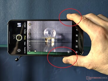 Kısayol tetikleyici olarak kullanılırsa, genellikle karşı taraftaki düğmelere basılır.