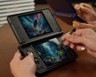 Anbernic RG DS Plus'ta entegre bir stylus bulunur.