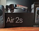 RayNeo Air 2s ve Pocket TV birlikte iyi bir ikili oluşturuyor (Resim kaynağı: Notebookcheck)