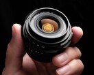 Thypoch Ksana 21mm f/3.5 kompakt bir form faktöründe yüksek görüntü kalitesi sunmak istiyor (Resim kaynağı: Thypoch)