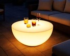 Philips Hue Go XXL geçen yıl bir Nisan Şakasıydı, ancak görünüşe göre artık gerçek bir ürün.