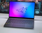 Bir Asus ROG Zephyrus G14 2025.