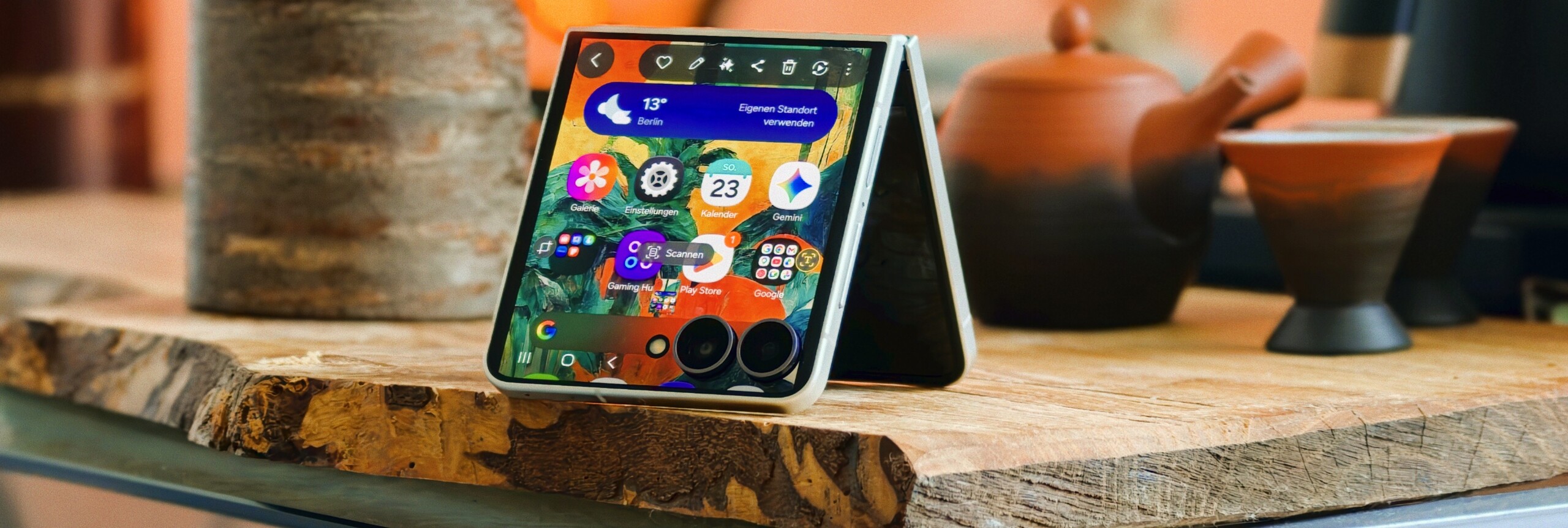 Samsung Galaxy Z Flip 8 Akıllı Telefon İncelemesi