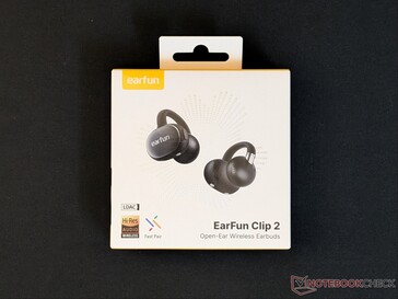 EarFun Clip 2 için perakende kutusu.