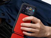 Xiaomi Pocket Guitar, piyasaya sürüldüğü iki renkten birinde.