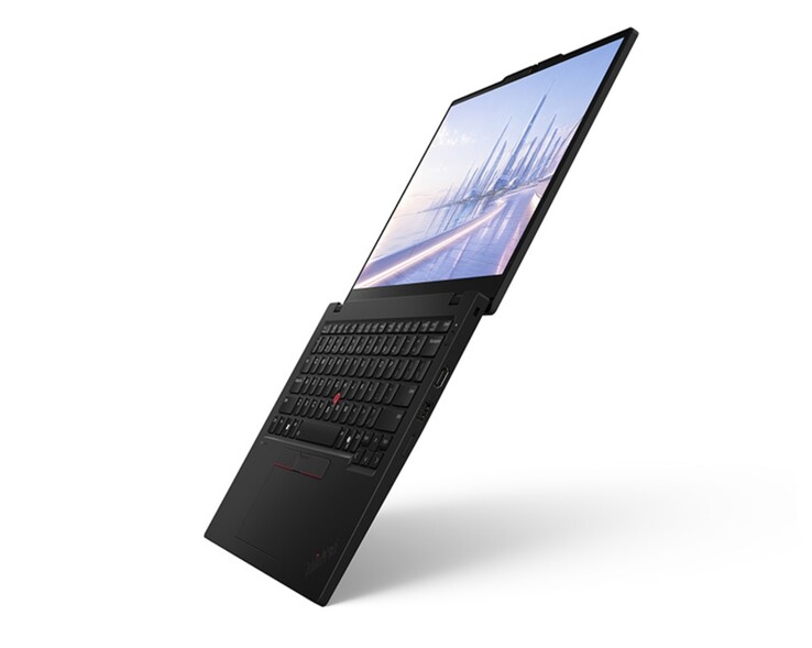 ThinkPad E13 AI 2026'nın 180°'lik menteşesi, ekranın tamamen düz bir şekilde yatırılmasını sağlar