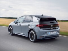 Almanya'da kullanılmış elektrikli araç pazarı önemli ölçüde büyümektedir.