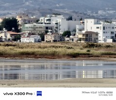 Telekonvertörsüz Vivo X300 Pro 800mm