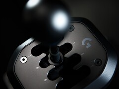 Logitech G RS H-Shifter gösterilmektedir