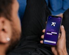 Eustella ve bir akıllı telefon
