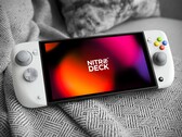 CRKD Nitro Deck 2, Nintendo Switch 2/Switch'in Joy-Con'larının yerini alır.
