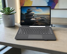 Ninkear S13 incelemesi: Surface Pro tasarımında Core Ultra 5'li Windows tablet