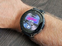 WatchFM uygulaması için hala bir akıllı telefon bağlantısı gereklidir