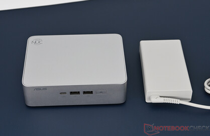 Güç kaynağı üniteli Asus NUC 15 Pro+ (19,5 V; 7,7 A)