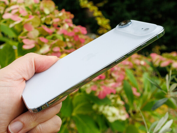 IPhone Air'in bir halefi olması bekleniyor.