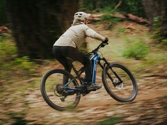Aventon Current ADV eMTB, 800 Wh'lik büyük bir bataryaya sahiptir