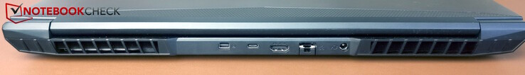 Arka kısım: MiniDP, USB-C 3.2 Gen 2, HDMI 2.1, LAN, güç
